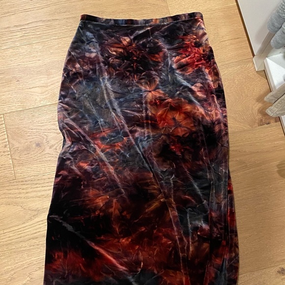 Betsy Johnson velvet floor length skirt - Picture 3 of 3